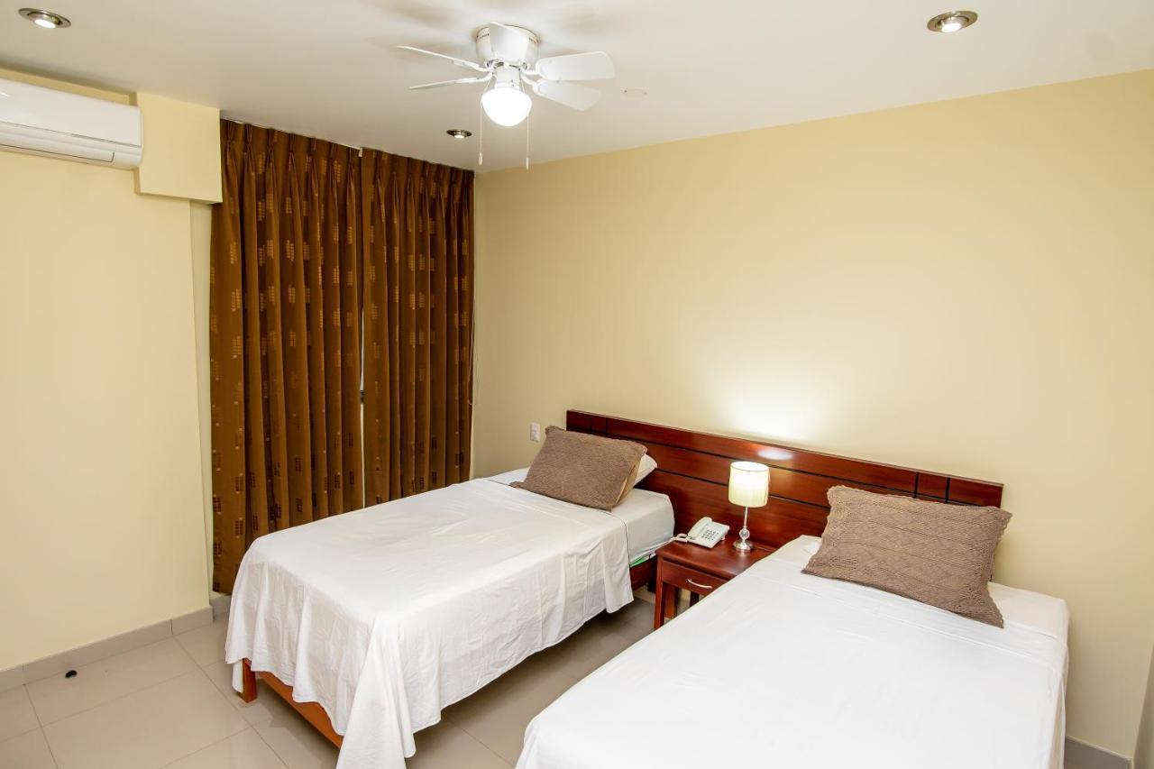 Lc Hoteles Пьюра Экстерьер фото